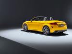 Audi TT Roadster S-Line 2018 года (WW)